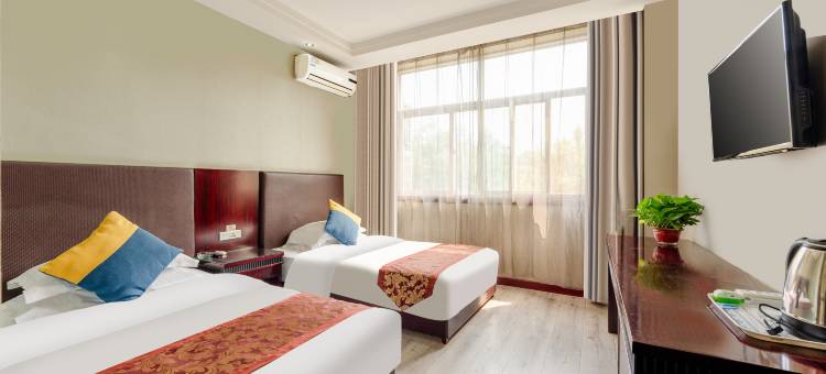 轻住·银都商务酒店(韩城爱琴海购物广场店)图片