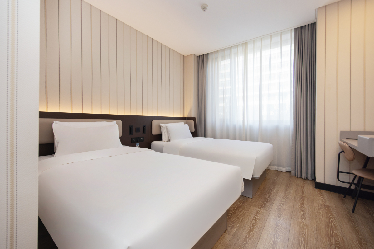 HanTing Hotel (Karakax Shengda Square)Over view