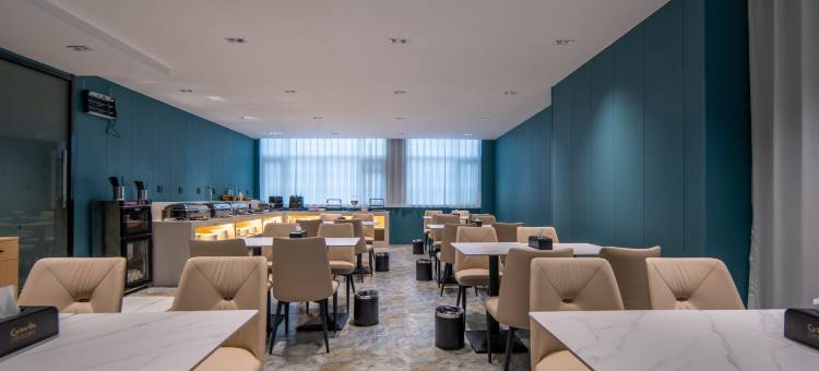 灰鲸智能酒店(定州大世界店)图片