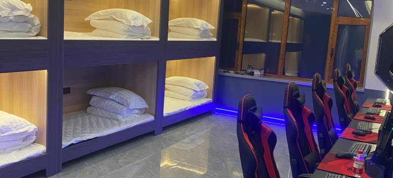 磐石名流电竞宾馆图片