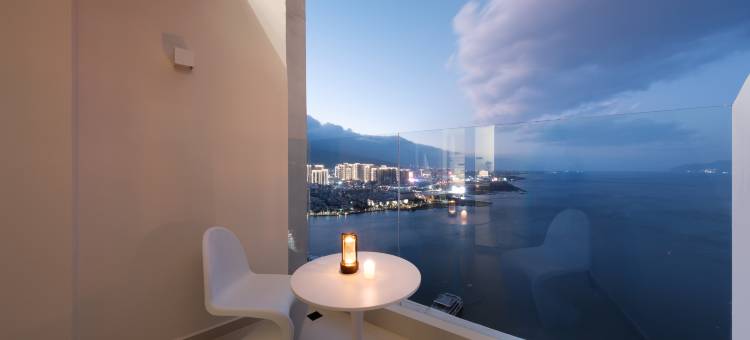 铂漫sea view｜一线海景美宿(洱海公园店)图片