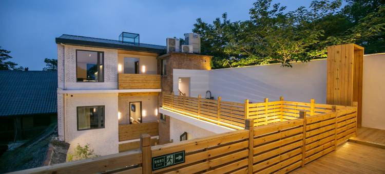 拾微民宿(洛阳洛邑古城丽景门十字街店)图片