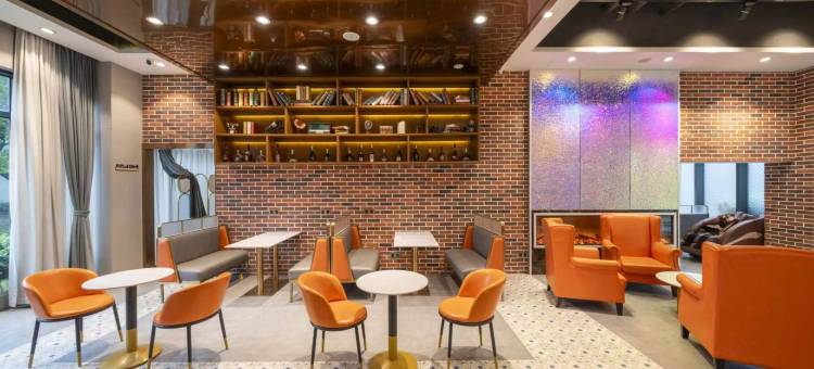 丽泊·至格酒店(上海吴淞国际邮轮码头淞发路地铁站店)图片