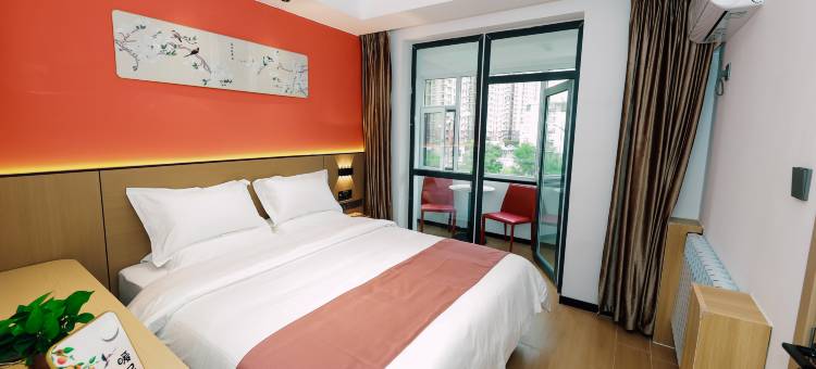雲泮·大菠萝Hotel(太原大同路森林公园店)图片