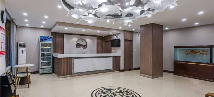 都市118精选酒店(青岛胶东国际机场店)图片