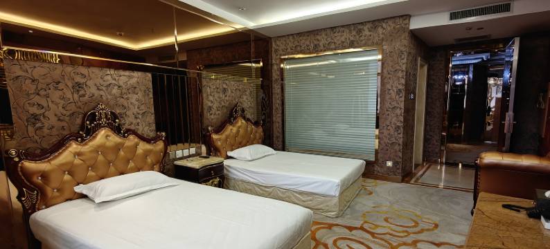 9号汤泉酒店(锡林浩特店)图片