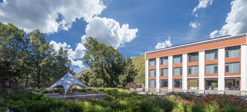 康定新都桥卧莲·花隐酒店图片