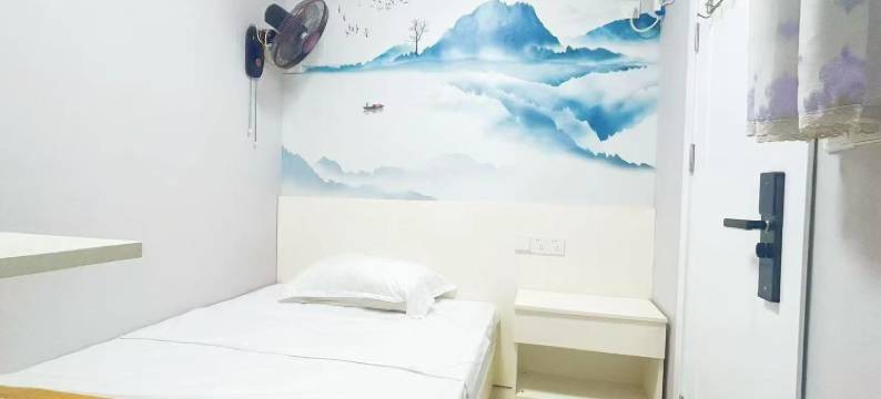 爱家民宿(袁家岗地铁站店)图片