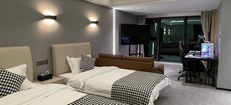 蓝速电竞民宿(兰州中心SOHO店)图片