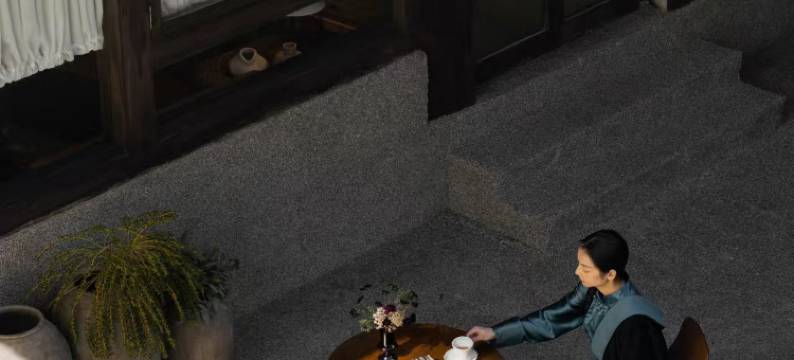 香格里拉璞云悬山LIFE民宿(独克宗古城大佛寺转经筒店)图片