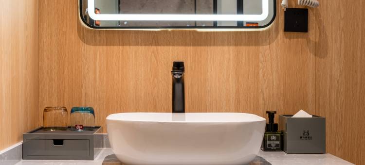 雄安MAN SHI DUN 曼诗顿酒店(容城白洋淀高铁站店)图片