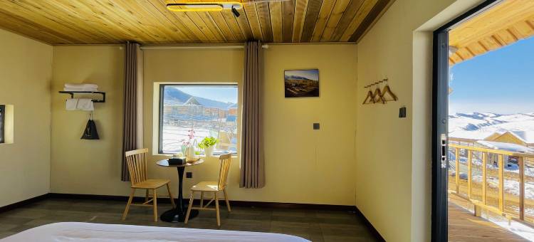 白哈巴暮野民宿图片