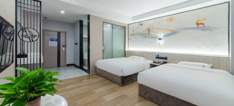 星空电竞酒店(贵港平南中心广场店)图片