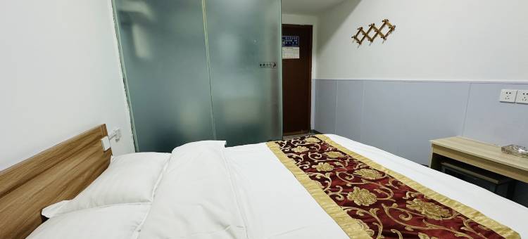 洛阳佳尚宾馆(火车站纱厂地铁站店)图片