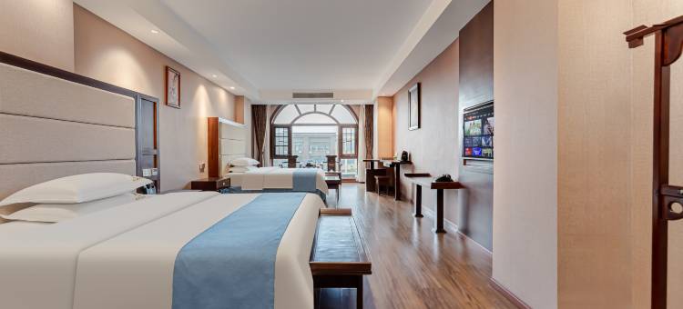 皇宫楼酒店(泸州高铁站西南商贸城店)图片