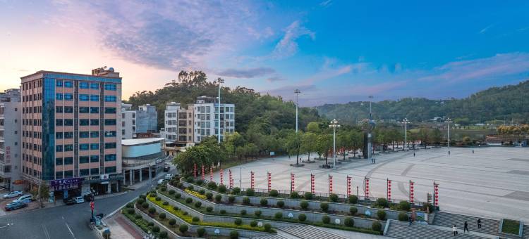 木棉花韩式公寓(廉江塘山岭风景区火车站店)图片