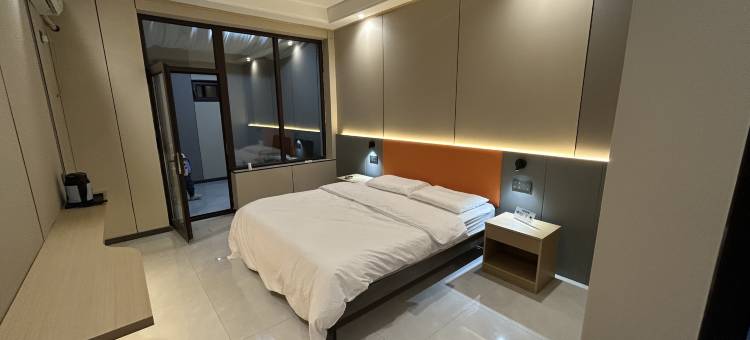 云梦哲宾馆(大同云冈国际机场店)图片