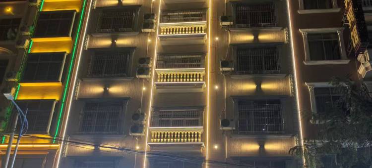 东兴铭娜酒店图片