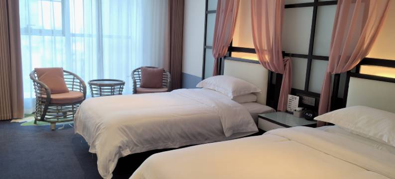 希尔曼假日酒店(驻马店玖隆茂购物公园市政府店)图片