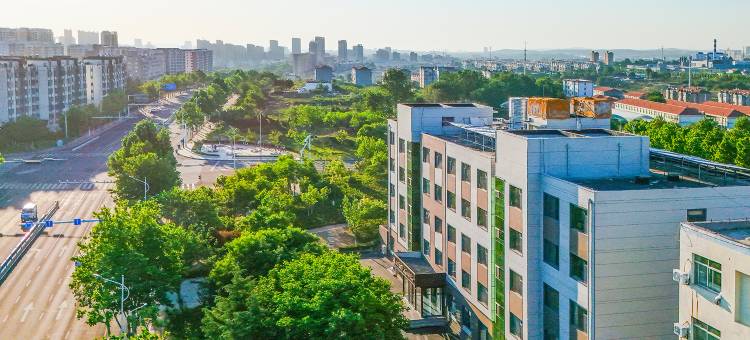 白玉兰酒店(烟台蓬莱汽车站登州路店)图片