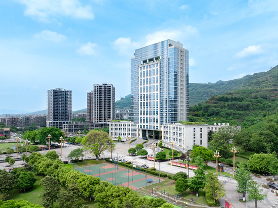 江岛假日温泉酒店(江津珞璜工业园区店)