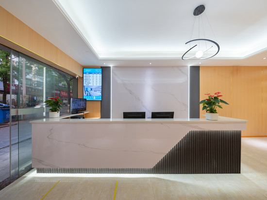 兴隆商务酒店(祁东妇幼保健院店)