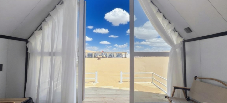 驼铃沙途沙漠观景酒店图片