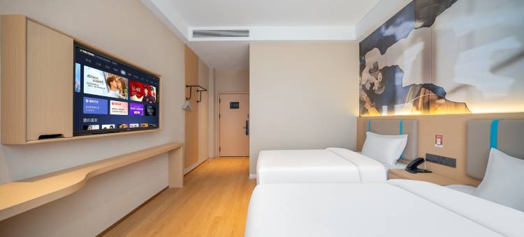 艺龙安云酒店(若羌瓦石峡店)图片