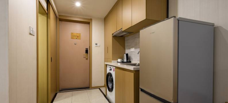 尖峰·柚电竞酒店(南昌西站地铁站店)图片