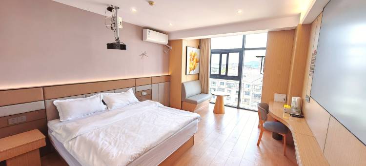 镇江精品公寓(乐达广场店)图片