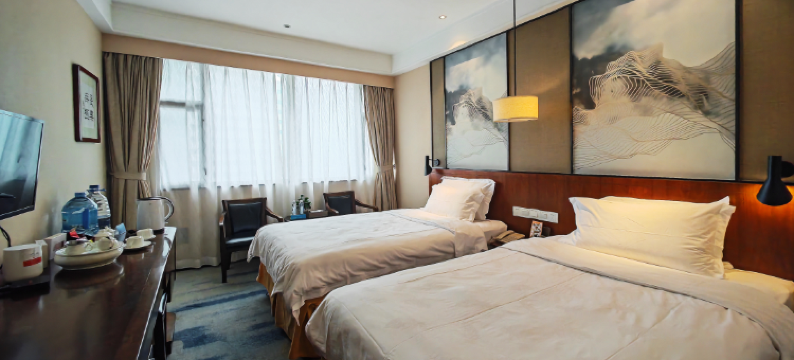 广东邮电大厦(广州东山口地铁站店)图片