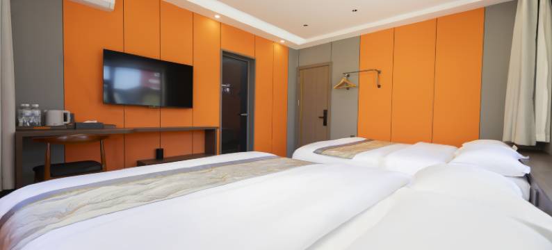 北坡丽姐客栈(长白山黄松蒲检票大厅店)图片