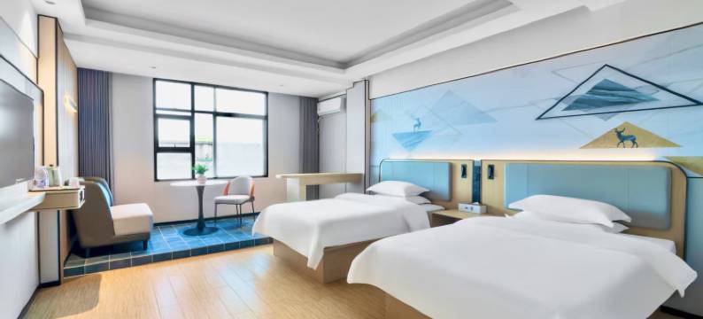 四季如居酒店(玉林十字街云天宫店)图片