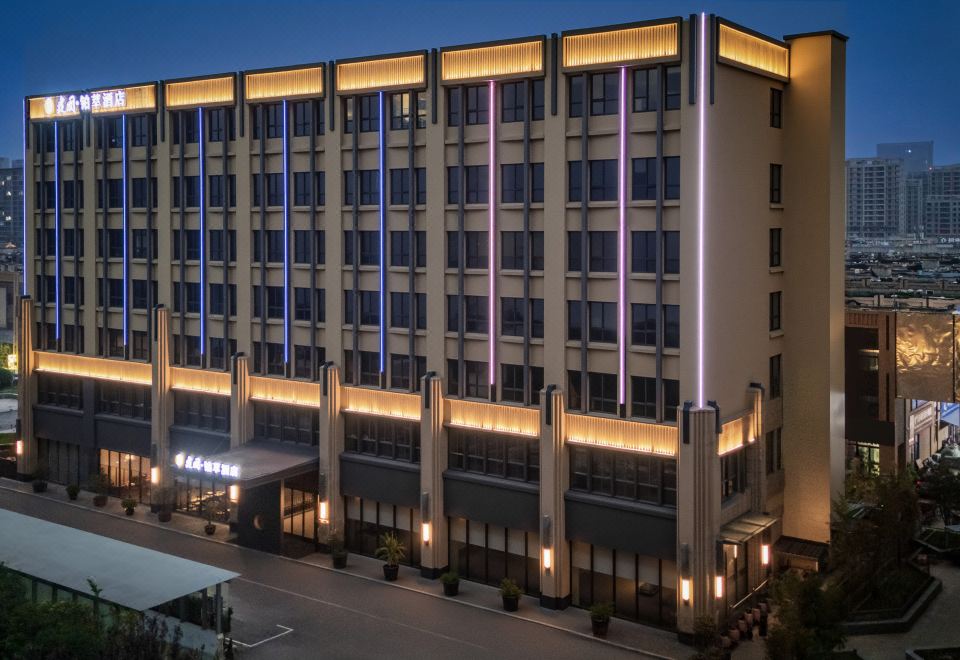 Jianguo Palace  Hotel Over view