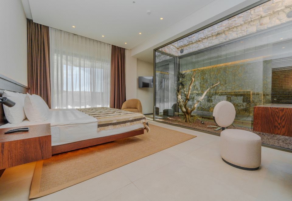 Silence Villas Hotel Overview