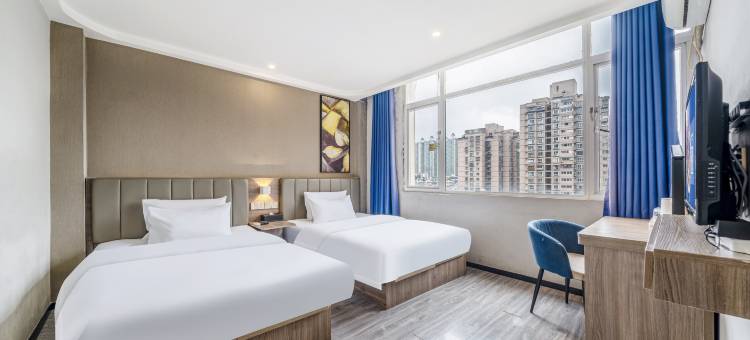 7天优品酒店(贵阳三桥北路改茶路地铁站店)图片