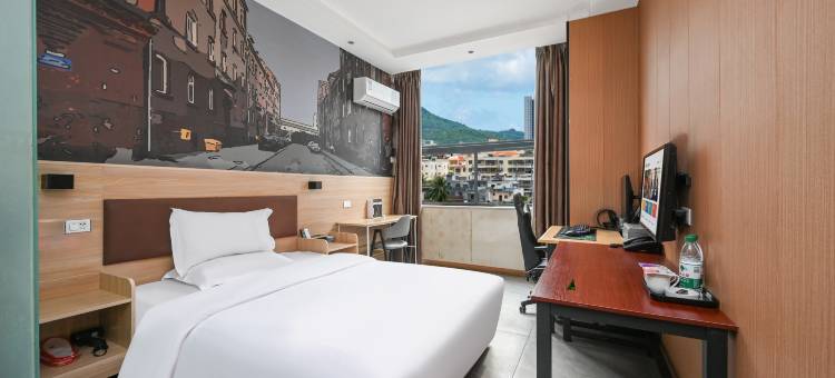 骏怡连锁酒店(广安火车站店)图片