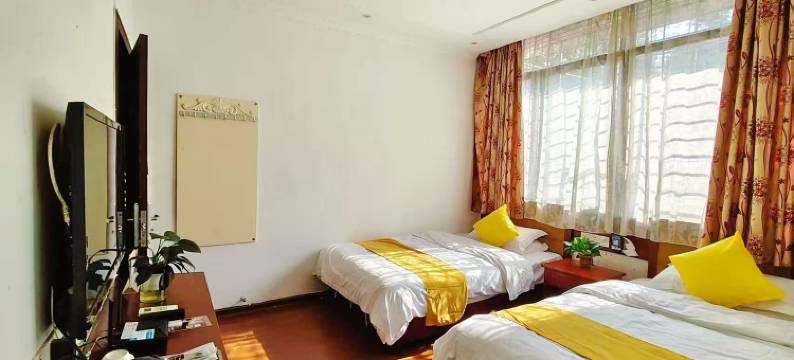 华威酒店(广西师范大学店)图片