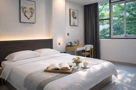 华翰公寓(珠海斗门新青科技园店)