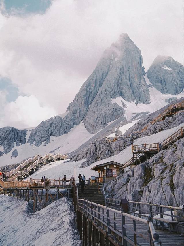 瑞盛全景雪山智能酒店(丽江古城忠义市场店)图片