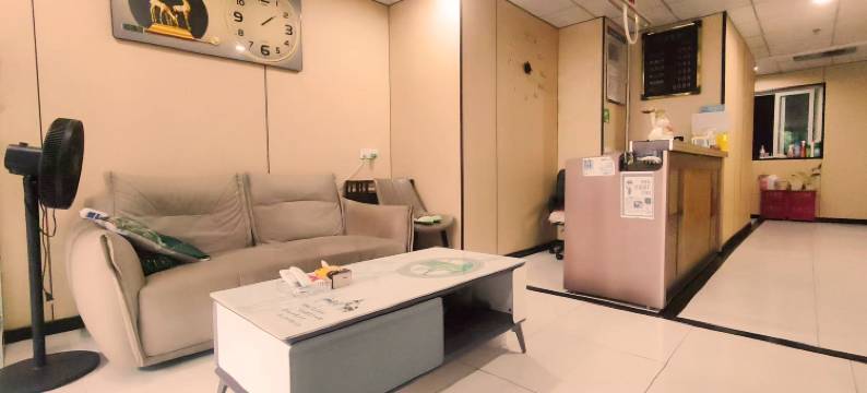 重庆晨权酒店(重庆西站店)图片