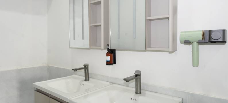 三只猫青年旅社(阿克苏小南街店)图片