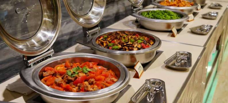 王朝圣地温泉酒店(长白山北景区集散中心店)图片