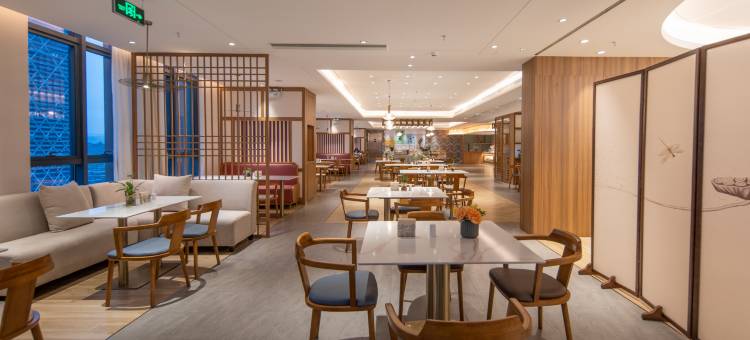 丽呈朗誉酒店(深圳龙岗中心大运新城店)图片