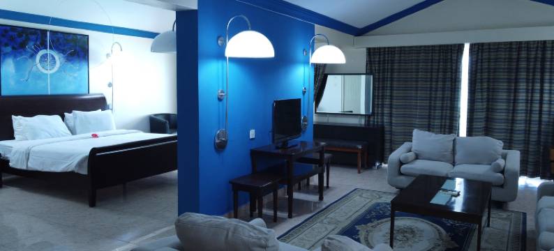 西岩海滩酒店(Sai Rock Beach Hotel & Spa)图片