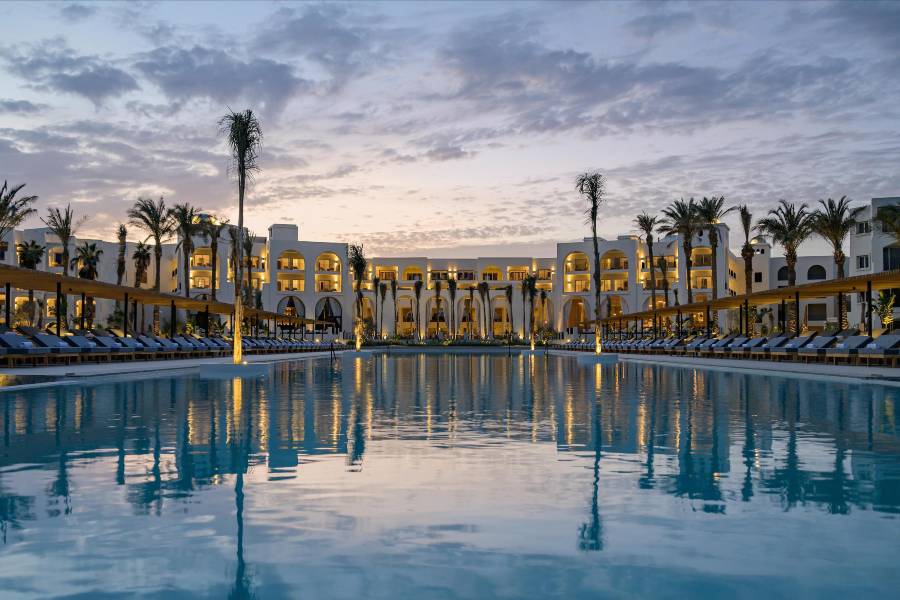 塞瑞海灘度假村