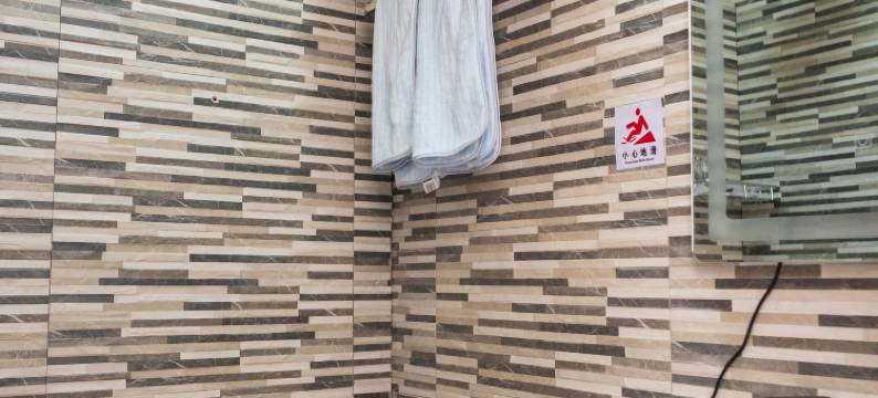 衣衣温泉客栈(长白山西景区旅游服务中心店)图片