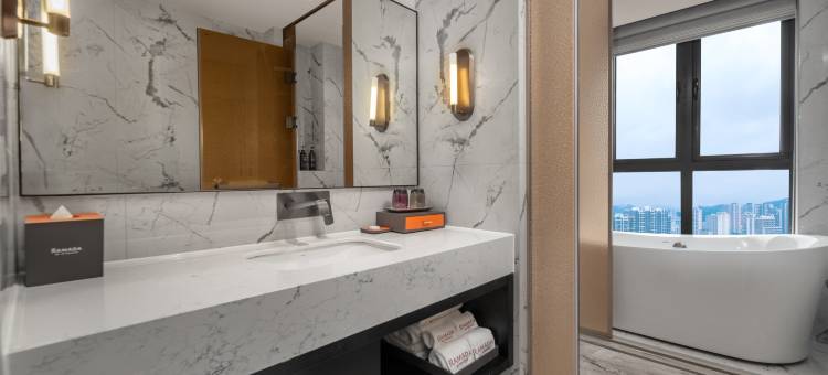 长沙岳麓华美达酒店(洋湖湿地地铁站店)图片