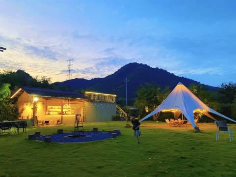 栖云·安吉茶山野奢温泉民宿图片