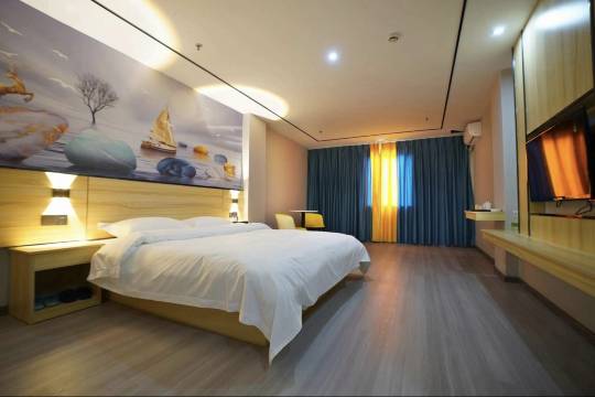 铜锣湖民宿(阳江百利广场市政府店)